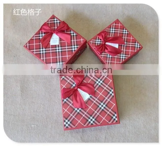 Square gift box gift birthday gift box of chocolates in the box