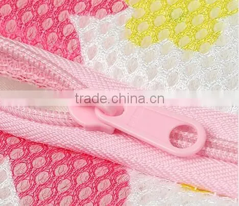 YIWU RODA 100% polyester sandwich printed thicken washing bag