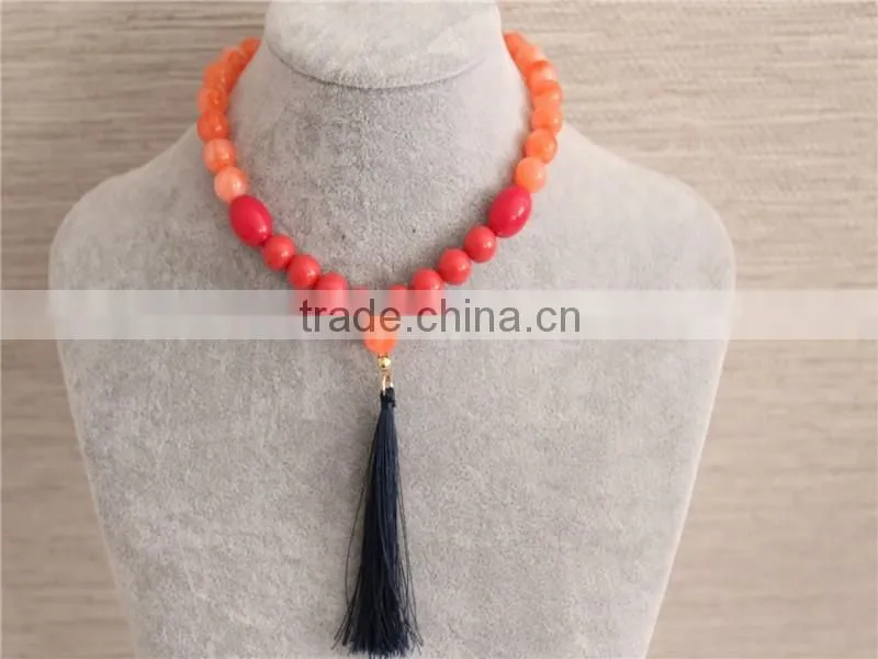 China Factory Stock Cheap Jewellery Women Necklace Arylic Bead Necklace