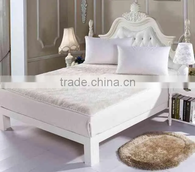 Queen Size Cashmere Waterproof Mattress Pad
