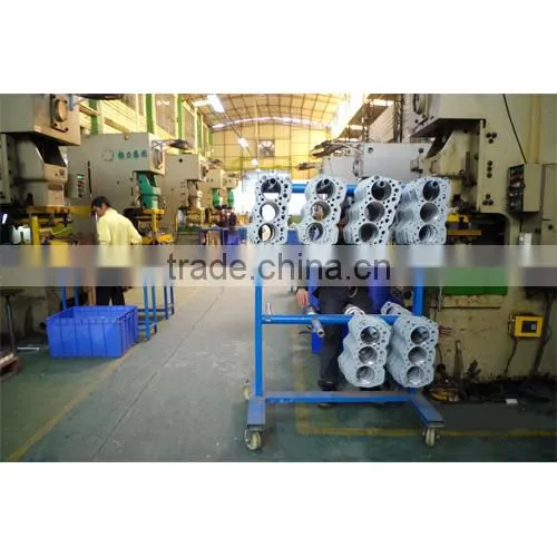 engine cylinder Head for NPR/4HE1 high quality on sale OEM,8-97088148-3(8970881483)