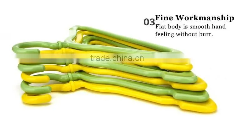 Eco-friendly short baby plastic clothes hanger