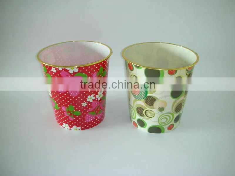 plastic sute trash can