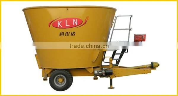 KLN cow feed mixer, cut grass and mix other materials into the machine