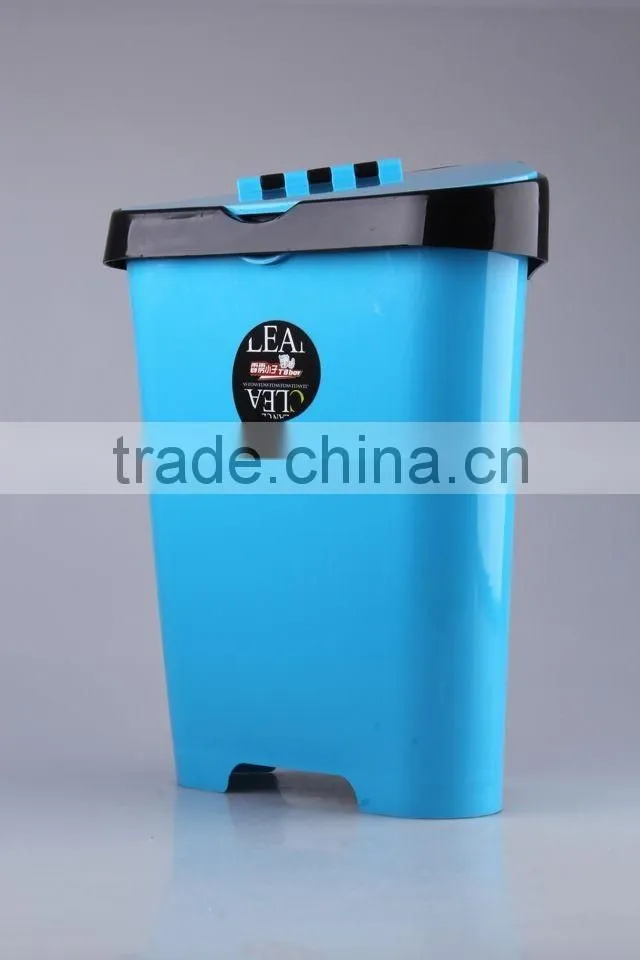Rubbish Bin Household Garbage Can With Cover/Triangular Plastic Trash Can