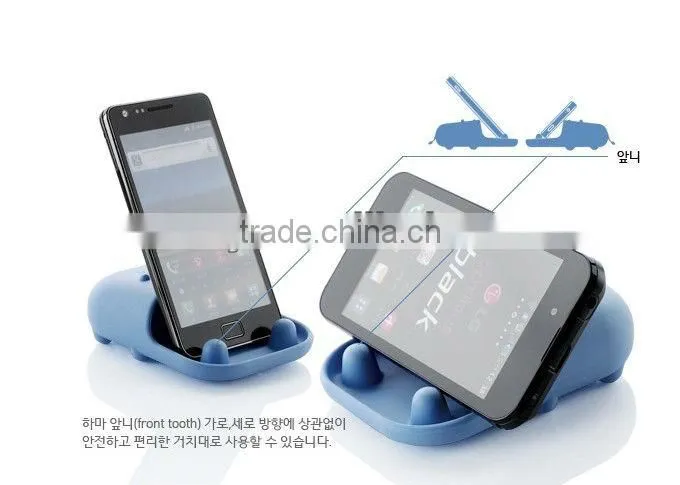 hippo silicone football speaker for i phone Silicone mobile phone holder horn stand