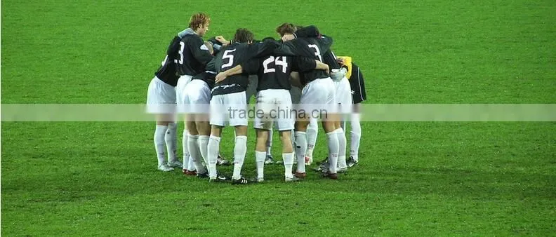 Hongen apparel wholeasle black totem decorate teenage short sleeve soccer set OEM custom design
