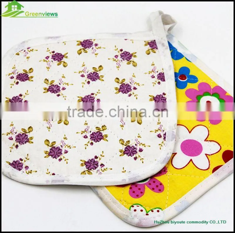 Beautiful cotton Promotion decorative potholder Cheap pot holder printed oven mitten potholder
