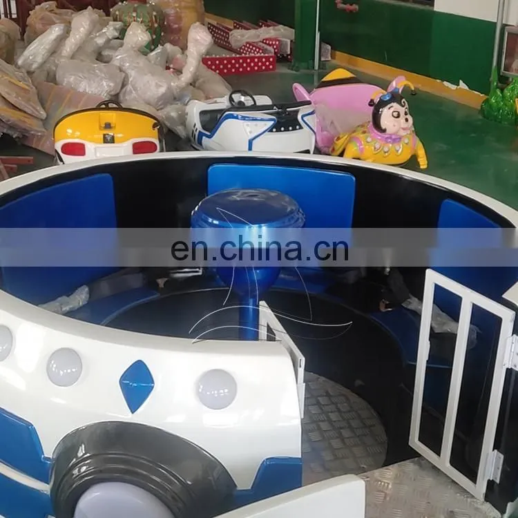 Attractive park rides new design rotate equipment flying car for family
