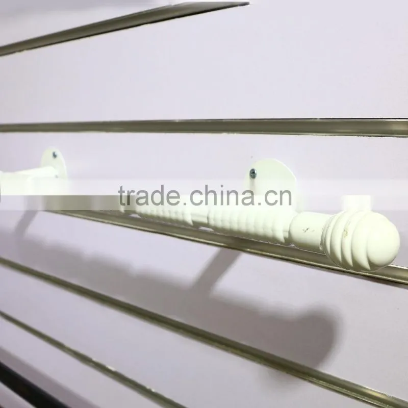 Wall mounted clothes hanger rack/garment display rack