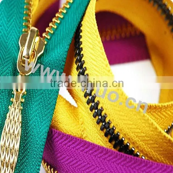 Colorful No.3 Gold Metal Zipper With Brass Teeth