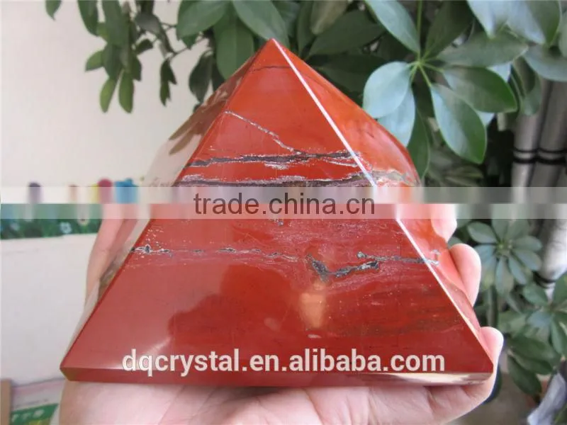 2015 new arrival red jasper crystal pyramid ,healing singing pyramid, home decora pyramid