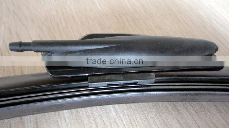 Universal Soft Wiper Blade Valeo Type With Water Jet