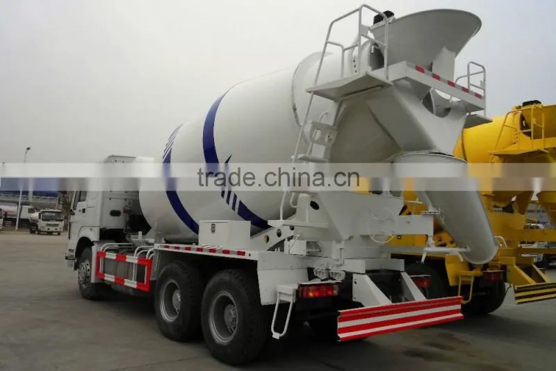 6x4 SINOTRUK HOWO 12cbm mixer for sale