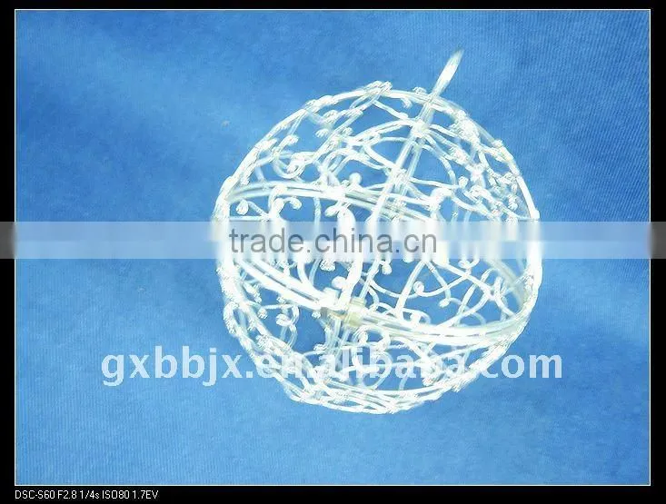 Creamywhite iron decorative hand painted balls set of four