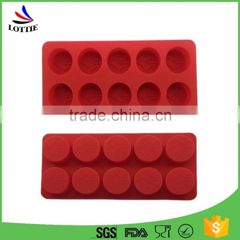 2016 hot selling food grade custom 10 cups silicone candy mold chocolate ice tray
