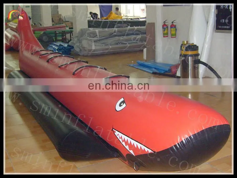 New design inflatable floating boat for water games,summer popular inflatable boat for sale