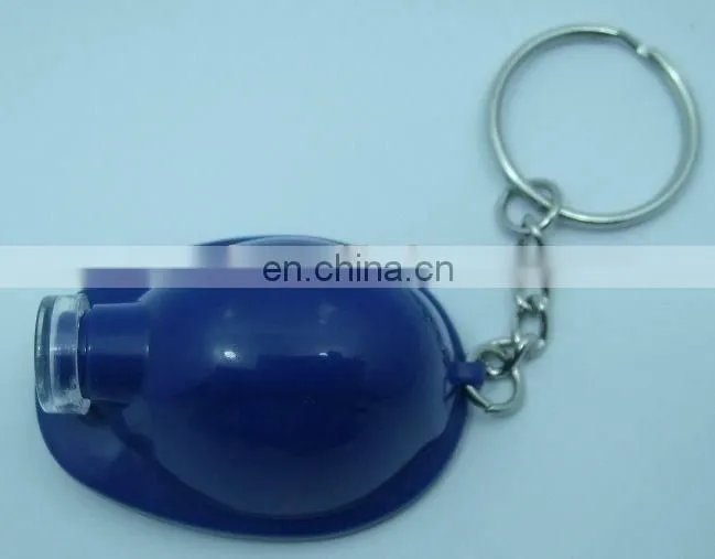 MCH-2273 New arrival wholesale cheap hlemet safely hat keychain helmet safely LED hat keychain