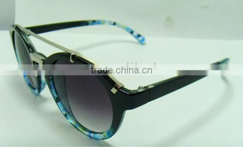 2013 New Fashion Plastic Sunglasses