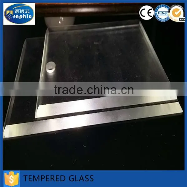 Good quality custom flat beveled glass in small size