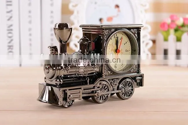 High Quality Train shape crystal small table clocks
