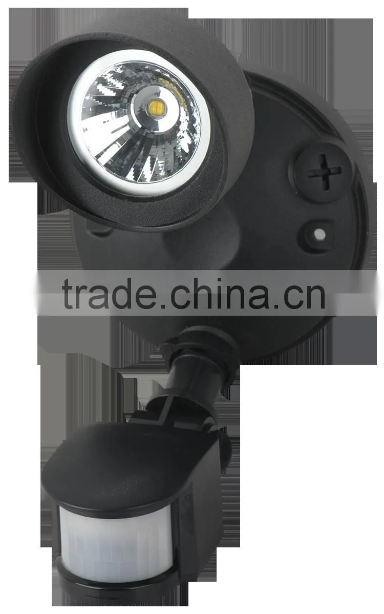 Single Head 14W 2700-6500K Die-cast Aluminum Security Light