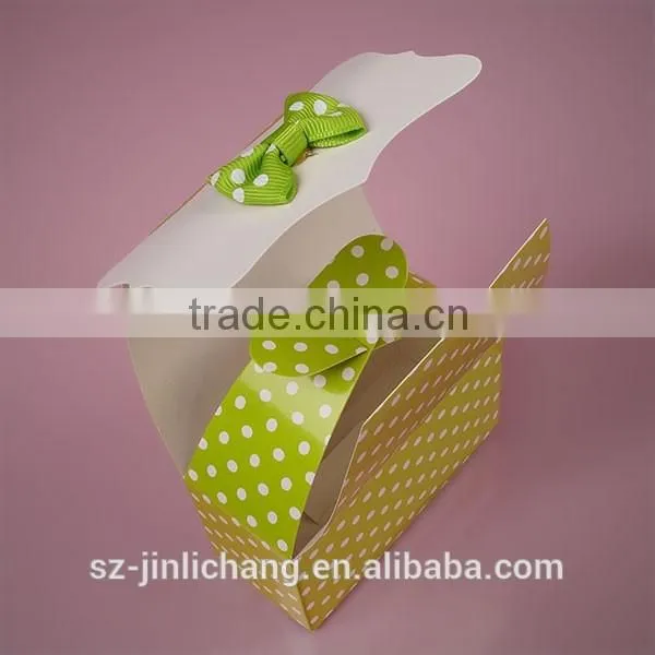 Wholesale custom different size clear box gift wedding candy