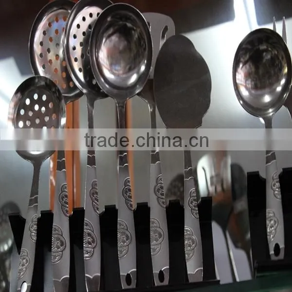 2016 Hot selling China supply flatware set forkes knife and spoon with good quality