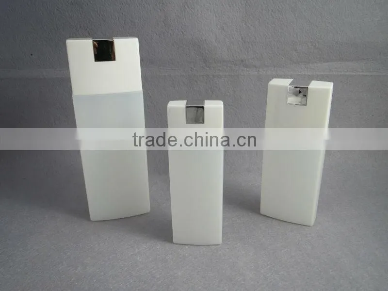 fashionable cosmetic lotion bottles with decorative sheet