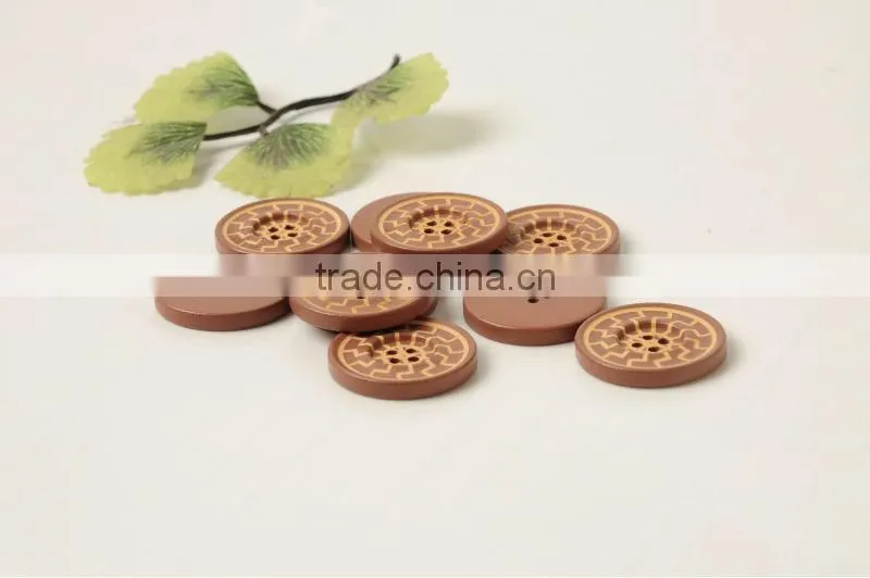 Fancy 4 Holes High Quality Wood Buttons for Lady's Clothing with Figure Engraved on