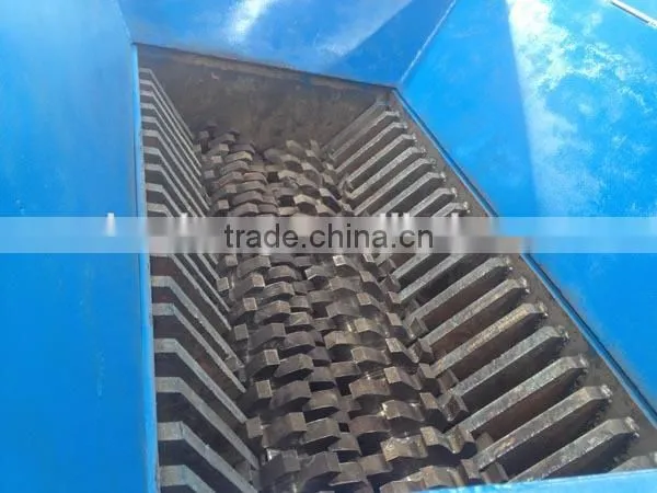 Model 600 double shaft shredder for watse tyre recycling