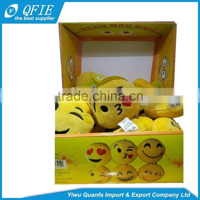 Wholesale 5cm emoji keychain for capsule vending machine