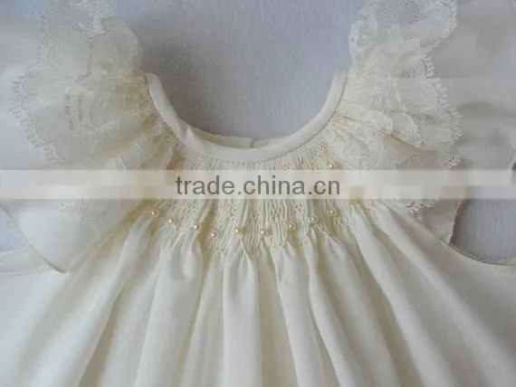 Wholeasle Little Girls Ivory Pearl Handmade Smocked Dress