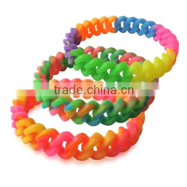 HuiZou Youngsilicone hottest sale bracelet eco-friendly silicone material wrap bracelet braided silicone bracelets