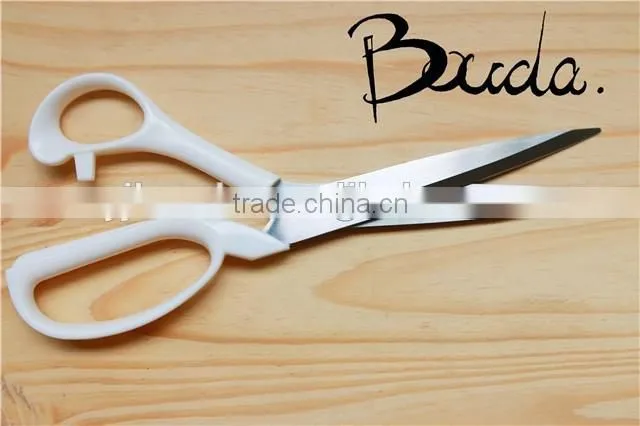 9" High quality sharp blade stainless steel tailor scissors with PP cover BD-S1659