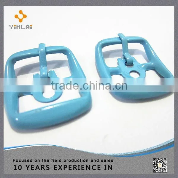 Gold price metal shoe buckle