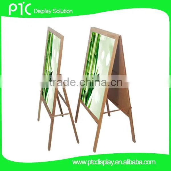 Bamboo poster holder, poster banner
