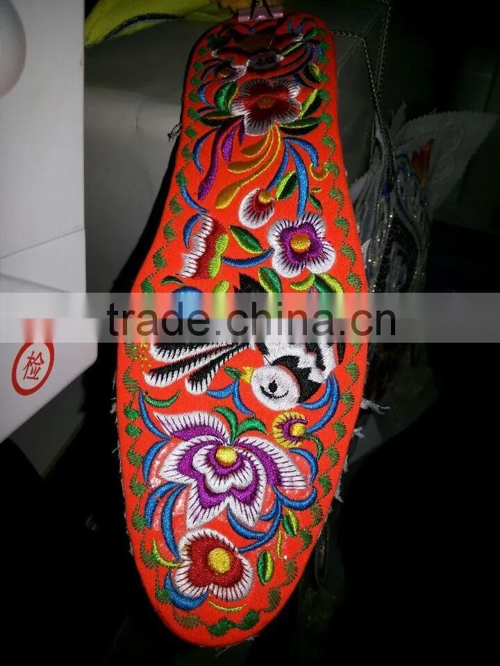 flatbed cap embroidery machine