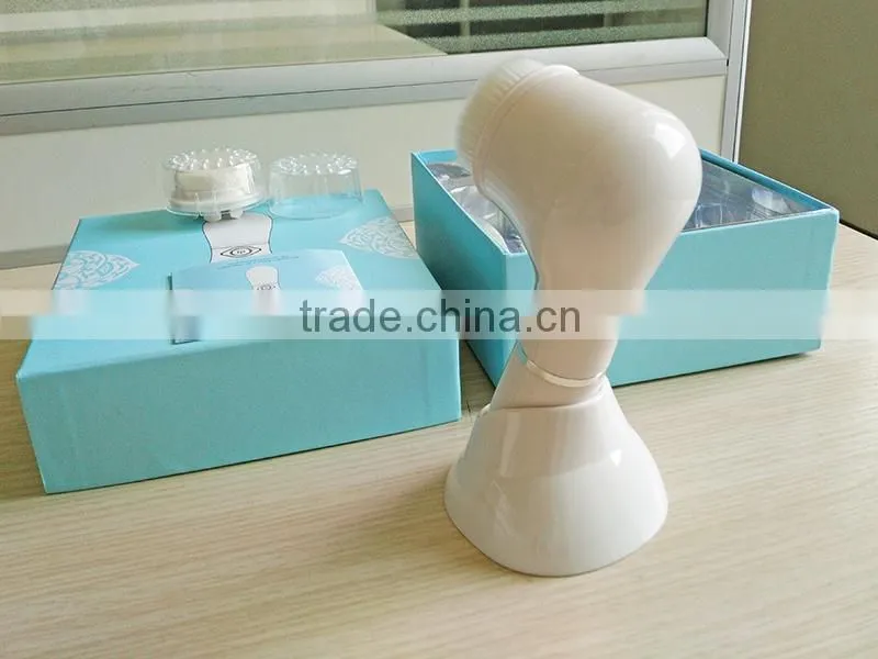 China factory direct Vibration Facial Cleaning Brush for Exfoliating, Microdermabrasion