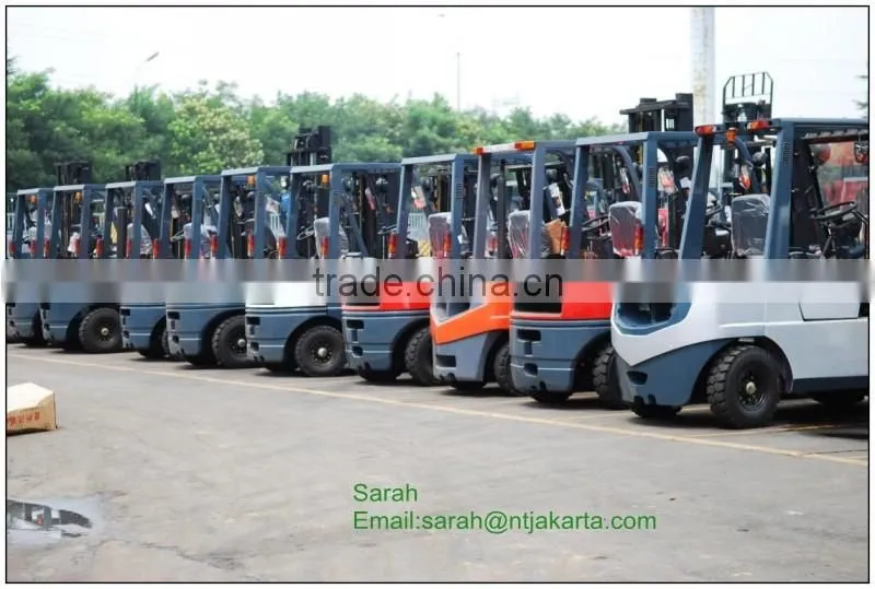 2.5 ton electric forklift truck CE approved with battery AC motor