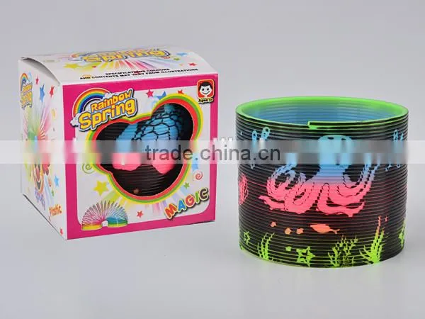 plastic colorful magic rainbow spring with printed sea world toys/hot sale rainbow circle