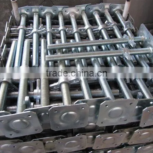 24" Scaffold Leveling Jack with Base Plate Screw Jack