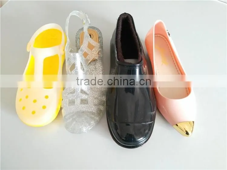 Rotary shoes injection machine