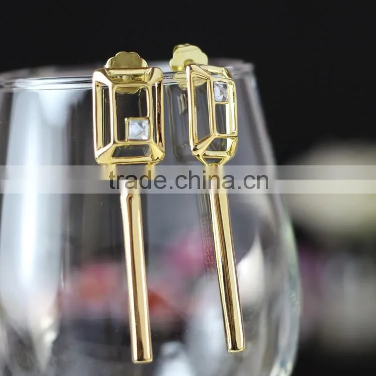 Kingman 24k gold zinc alloy single fish shape hanging diamond earrings