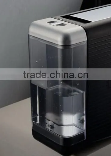 Automatic capsule coffee machine