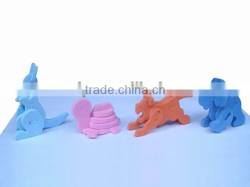 Joyful Dextrose candy with jigsaw toys