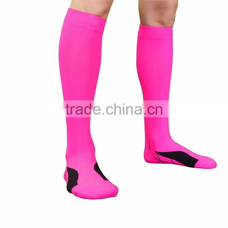 2017 Hot selling athletic sports compression socks custom sport socks running sock wholesale