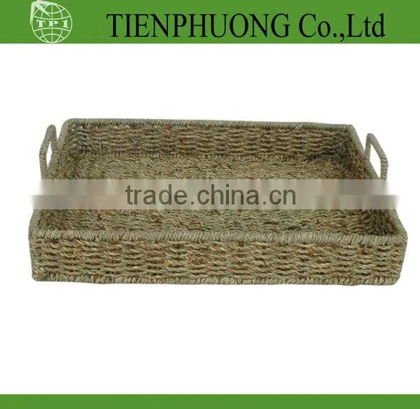 square wicker trunk with lid/chest furniter