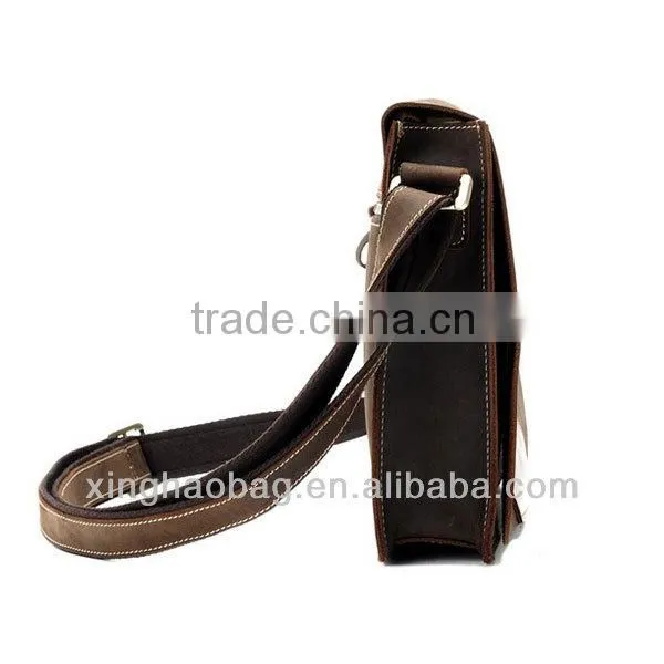 Fashionable leather single-shoulder bag