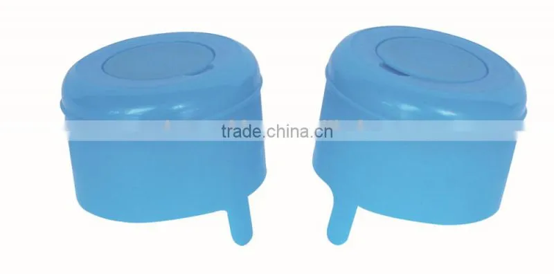 Automatic 5 gallon cap injection molding machine
